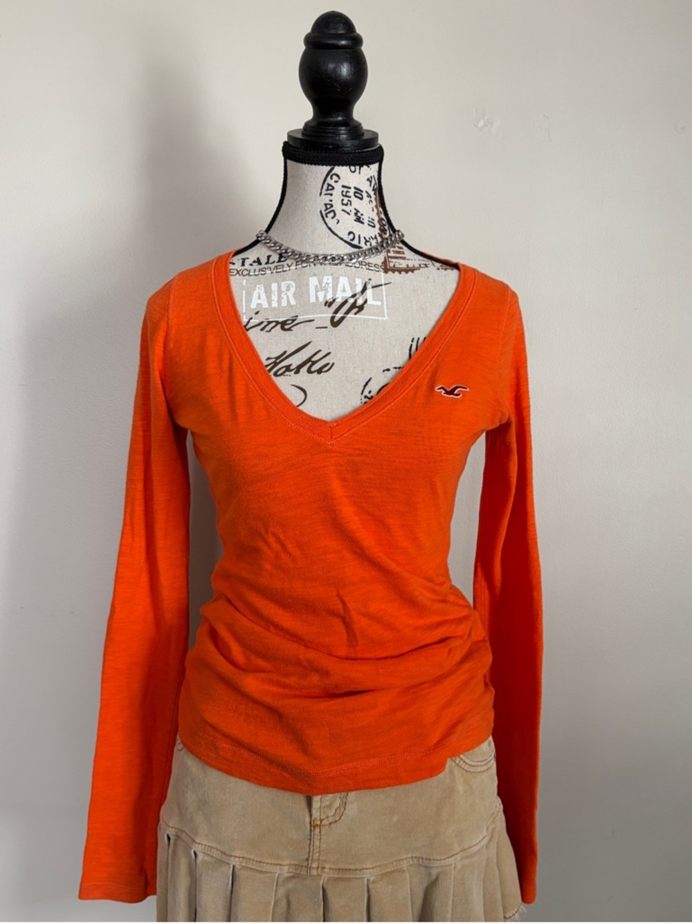 Y2K hollister orange long sleeve v-neck top